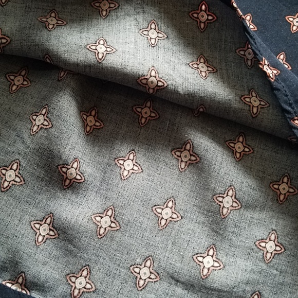 Navy Pleione Shirt Womens Size Medium - Picture 4 of 6